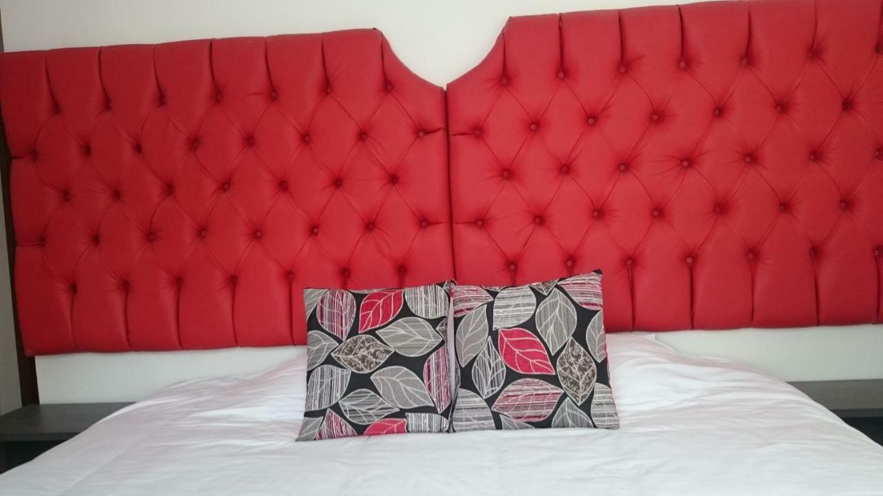 Suites+Arte Quito Bagian luar foto